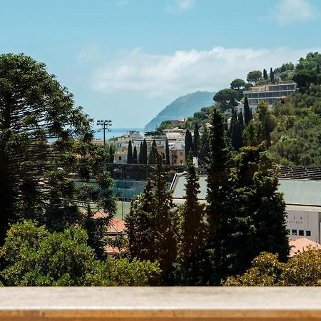 Parco Villa Fiske 2 Alassio Eksteriør billede
